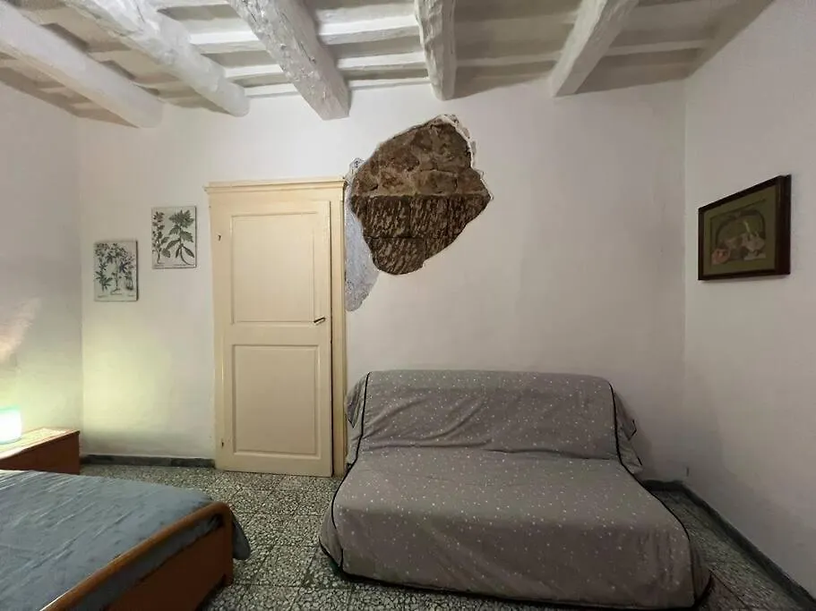 Pitigliano Historic Center Apartment